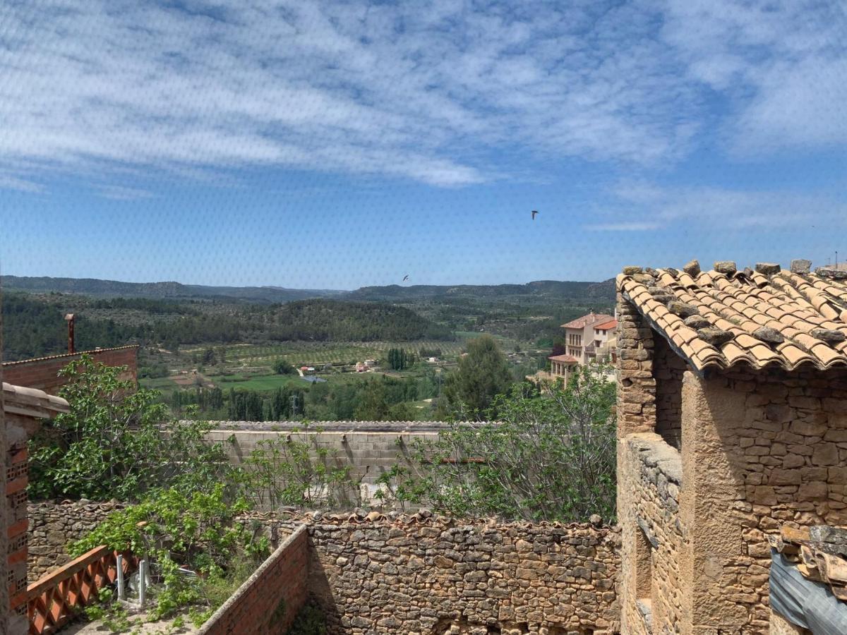 شقة La Casa De Baix Torre del Compte المظهر الخارجي الصورة